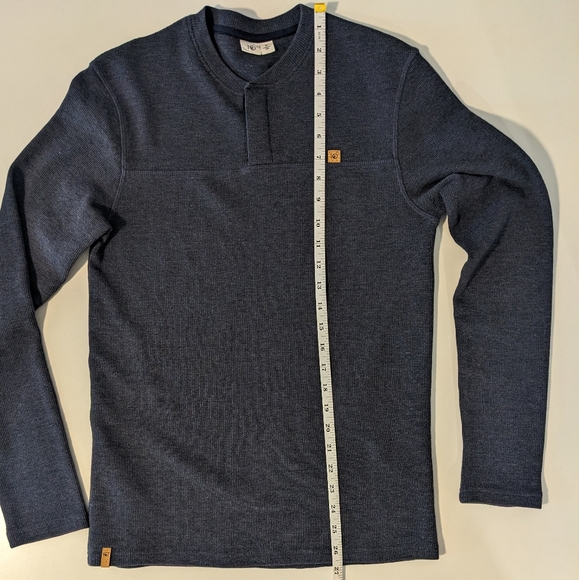 tentree Long Sleeve Waffle Henley Shirt | Heathered Blue | Small | EUC - Picture 11 of 13